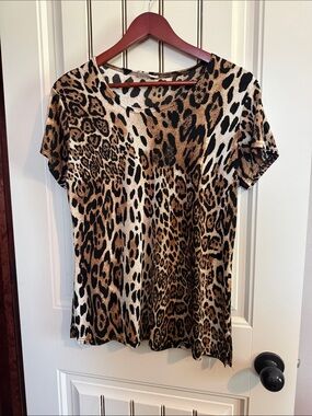 fitbit Leopard Print Short Sleeve Top - Brown, Black, Cream.  Great Condition.
